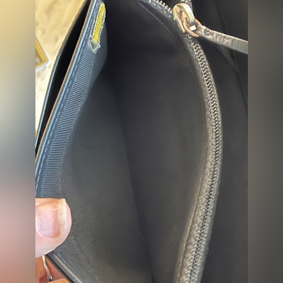 EUC Gorgeous Chanel matelasse bifold long wallet - Picture 10 of 13